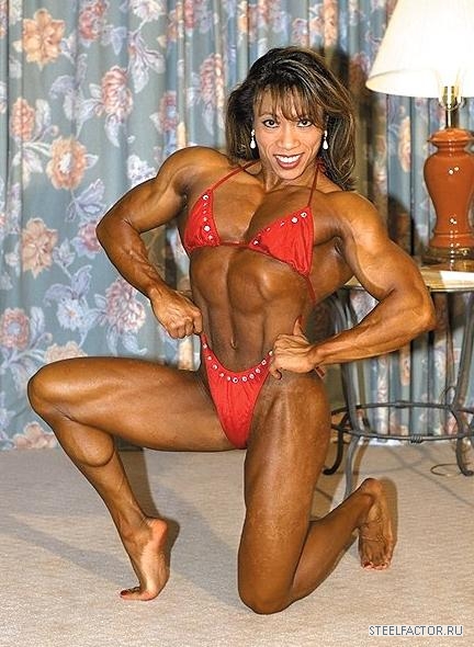 Sexy Barefoot Bodybuilding Woman 98
